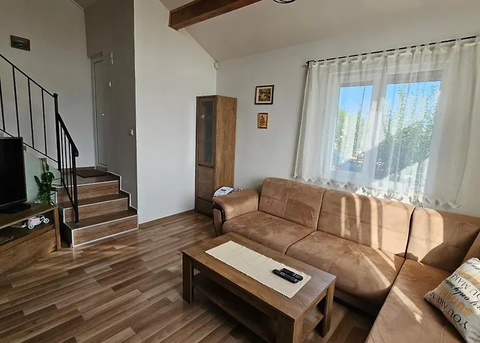 Feriehus авлига *